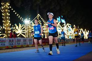 BIB: 100, 43094, 45183
                            <button type="button" onclick="openModal(19623262)" class="btn btn-primary btn-sm float-right btn-popup" data-toggle="modal" data-target=".modal-high-quality">
                        <i class="fas fa-shopping-cart"></i> Add to Cart
                    </button>
                                            <button type="button" onclick="isThisMe(19623262, true)" class="btn btn-success btn-sm float-right btn-popup btn-isme hidden" data-toggle="tooltip" data-placement="bottom" title="นี่คือรูปของคุณใช่ไหม คลิกที่นี่เพื่อเอาเข้าอัลบั้ม">
                        <i class="fas fa-plus"></i> Add to album
                    </button>
                    <button type="button" onclick="isThisMe(19623262, false)" class="btn btn-warning btn-sm float-right btn-popup btn-isnotme hidden">
                        <i class="fas fa-ban"></i> Remove from album
                    </button>